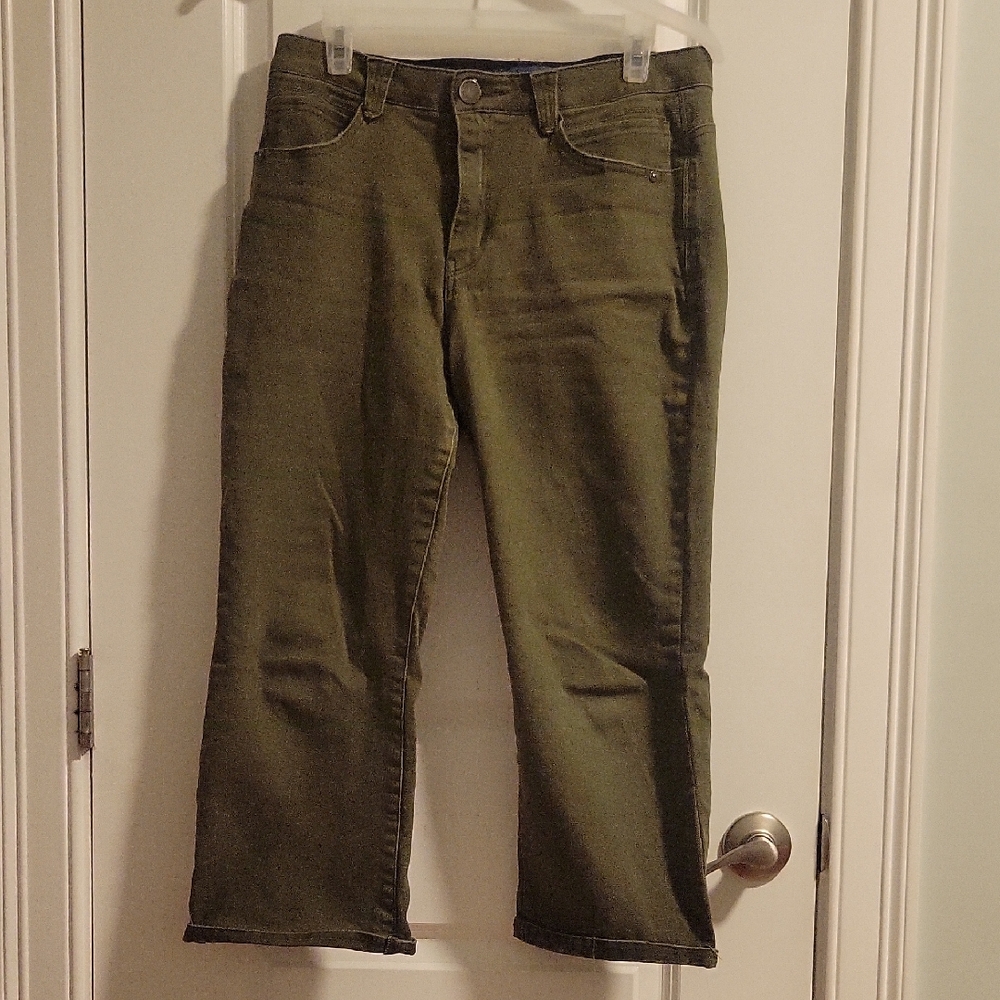 Democracy Olive Ankle & Cropped Jeans